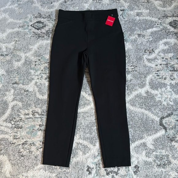 Spanx Backseam Skinny in Ponte in Black - Picture 1 of 11